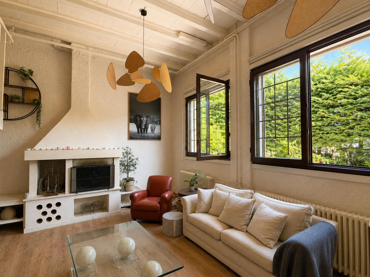 Maison de ville - 2 chambres, une cour privative.