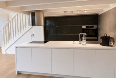 Maison de ville - 2 chambres, une cour privative.