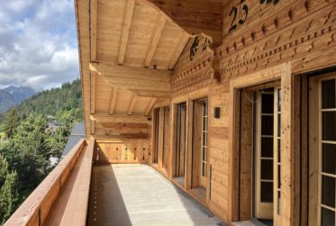 Penthouse face aux sommets - trois suites, piscine & spa.