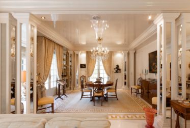 Maison de Maître - l'intimité d'un grand jardin verdoyant.