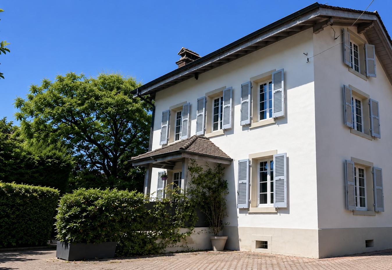 Maison de famille - 4 chambres et un petit jardin